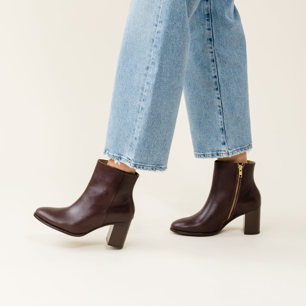 Nisolo Lia Heeled Ankle Booties in Wine / Burgundy - Picture 8 of 13